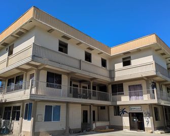 Dw Motel - Koror - Edificio