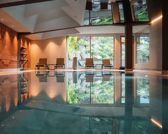 Hotel Pollinger - מראנו - בריכה