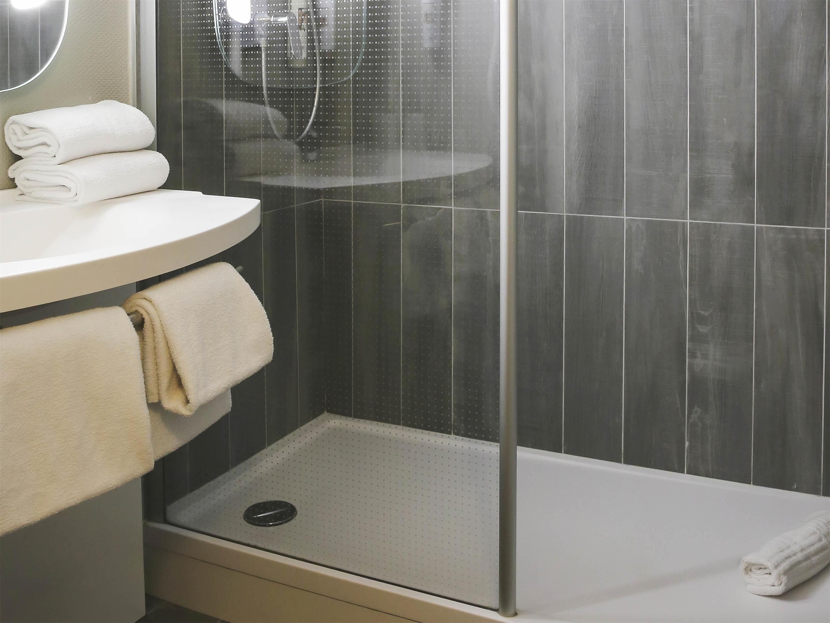 Ibis Bourg-en-Bresse Jasseron-A 40