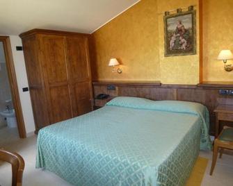 Casa Campiglione - Bastia umbra - Bedroom