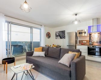 Luminescence parc marianne - Première conciergerie - Montpellier - Living room