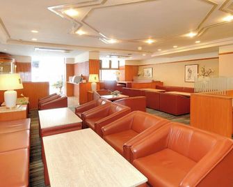 Okayama Green Hotel - Okayama - Lounge