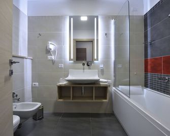 Hotel Club Torre Salinas - Adults Only - Muravera - Koupelna