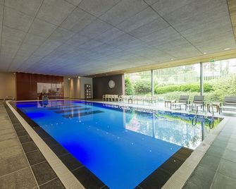 Stiemerheide - the Urban Hotel & Golf Retreat - Genk - Piscina