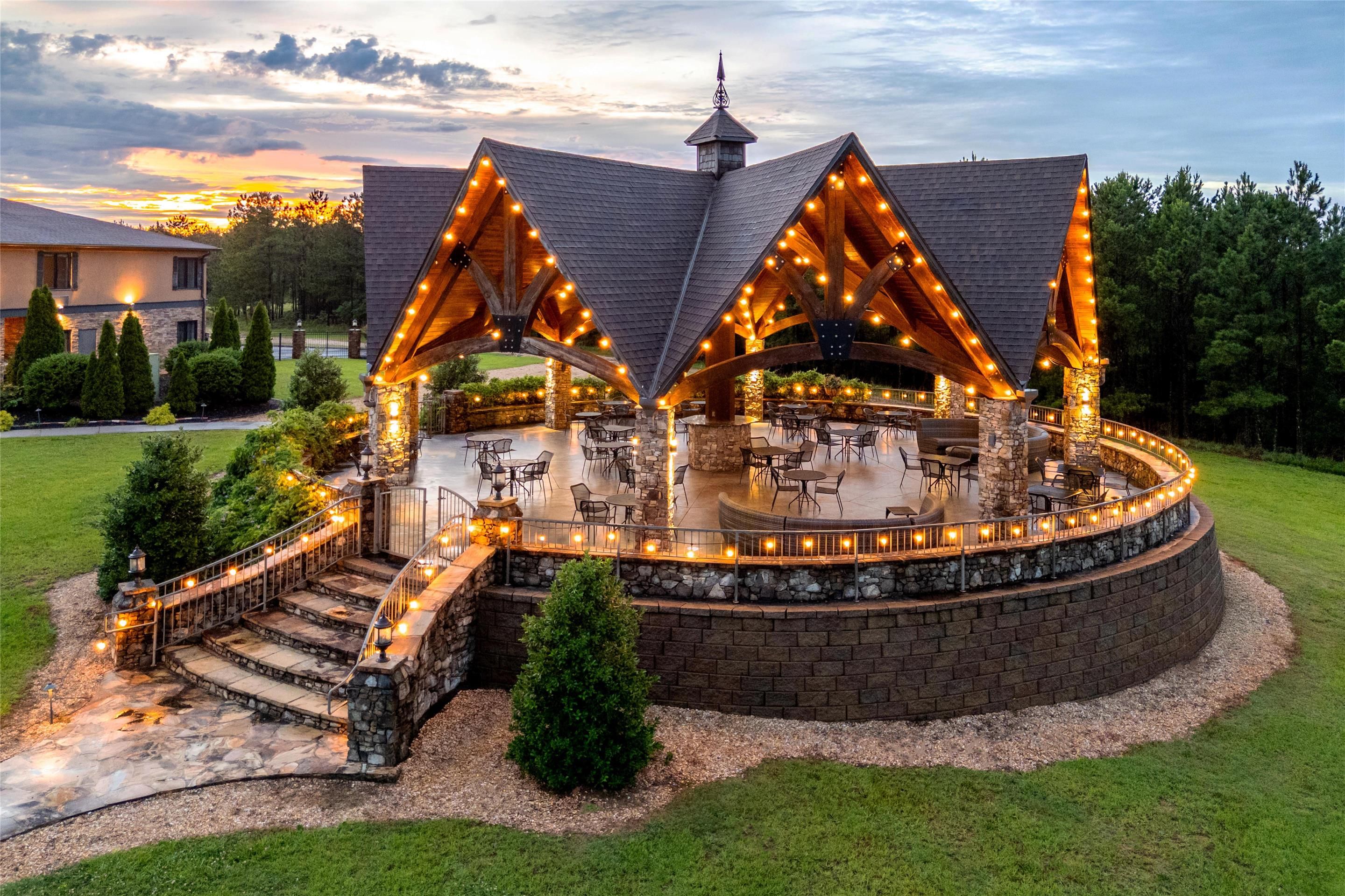 أيدين من بست ويسترن، في فندق ومركز فعاليات وارم سبرينجس