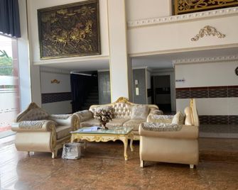 Nhan Duc Hotel - Ciudad Ho Chi Minh - Recepción