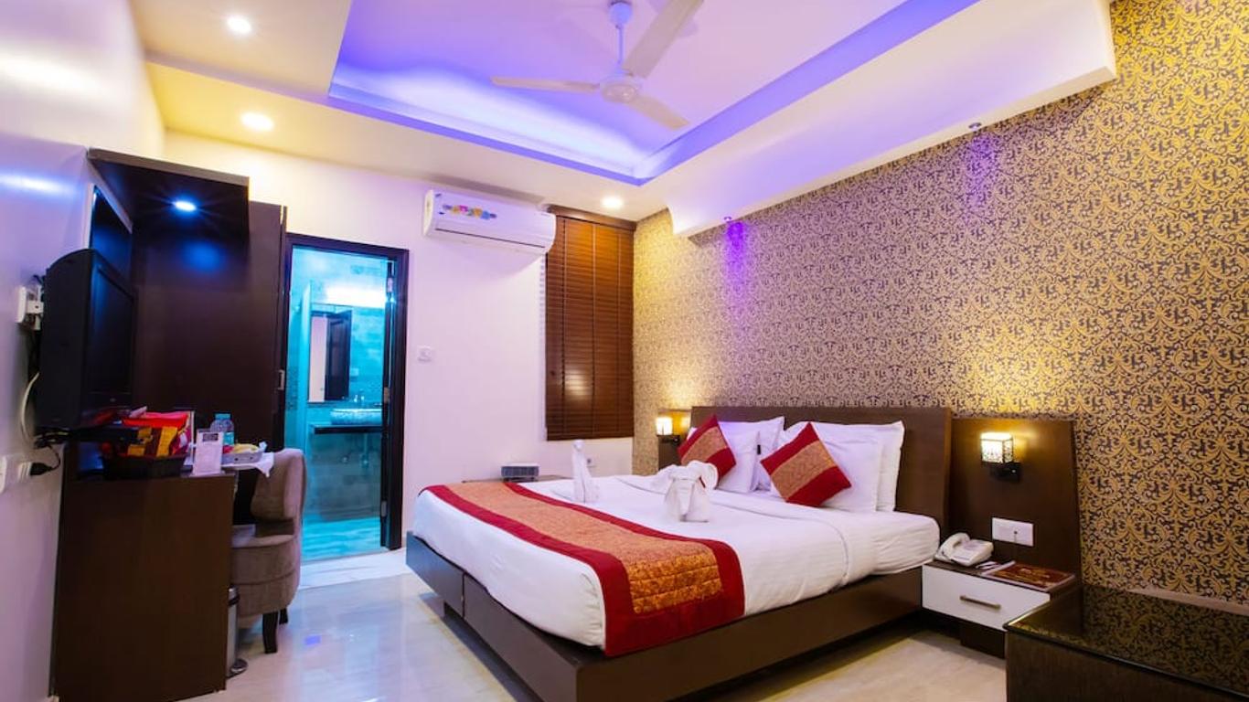 هوتل سورا إنترناشونال