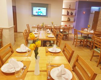 Hotel Bello Veracruz - בוקה דל ריו - מסעדה