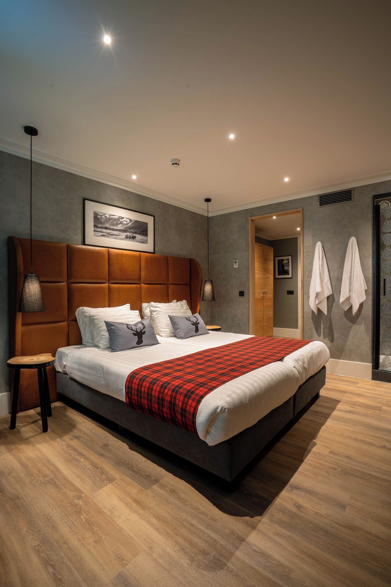 بادهوتيل روكانيا آند براسيري لودجرز