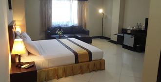 Hotel Beril Nur - Makassar - Bedroom