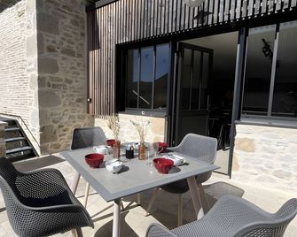Gîte Hirondelle - Bretenoux - Patio