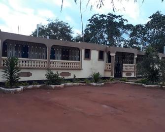Stress Free Resort - Kitui - Edificio