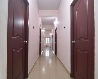 Royal Green Airport Transit Accommodation - Chennai - Corridoio