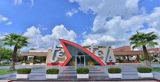 Te Stela Resort - Τίρανα