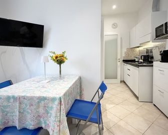 L'onda 3 Portovener-Fezzano - Portovenere - Essbereich