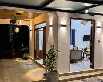 Cealora Resort - דאמבולה - לובי