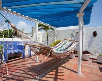 Colonial townhouse in the Old City with panoramic ocean views - Cartagena - Balcony