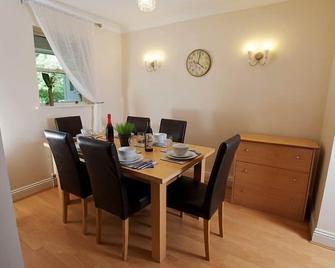 Shell Cottage - Boscombe - Dining room