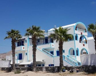 Stavros Beachfront Domes by Booking Kottas - Agios Georgios - Gebouw