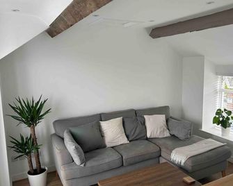 Bay View House - Bangor - Wohnzimmer