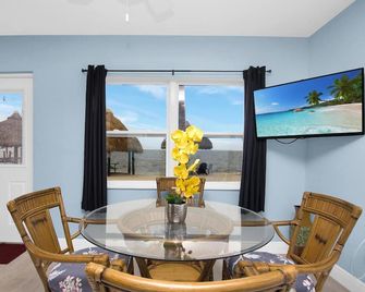 Sunset Cove Beach Resort - Key Largo - Spisestue