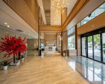 Jingdezhengrand Skylight Yue Hotel (Guyao Folk Custom Expo Area) - Jingdezhen - Lobby