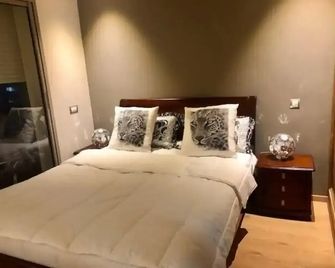 Studio De Luxe À Casablanca Aireport - Nouaseur - Schlafzimmer