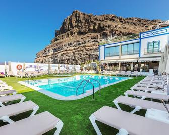 Billy's Puerto De Mogán Apartments By Livvo - Puerto de Mogan - Pool