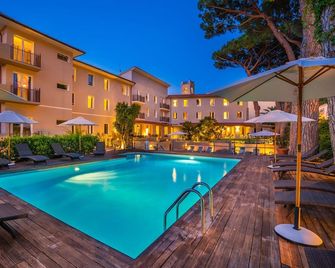 Marina Garden Hotel - Marciana Marina - Piscina