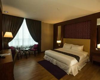 Hotel Pen Mutiara - Sungai Dua - Bedroom
