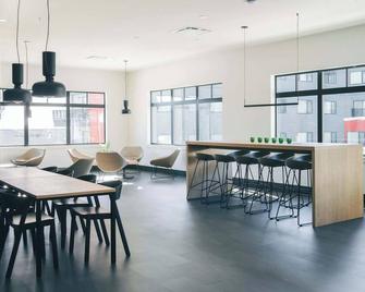 Loft Suite in the Crescent - Rossland - Restaurant