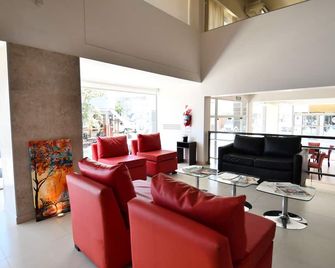 O2 Hotel Gualeguaychú - Gualeguaychú - Wohnzimmer