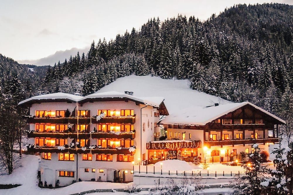 جانيسشيروف - ماونتن ريزورت آند سبا