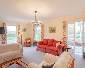 Carncairn - Ballymena - Living room