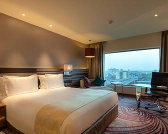 Holiday Inn Jaipur City Centre - Jaipur - Bedroom