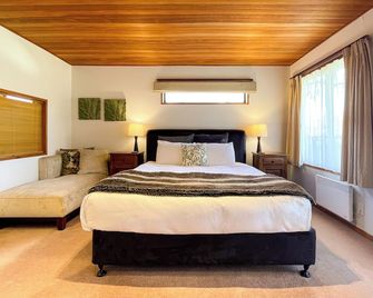 Glenorchy Lake House - Glenorchy - Bedroom