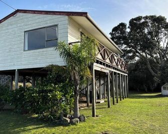 Suffolk Street Retreat - Mangawhai Heads - Mangawhai - Building
