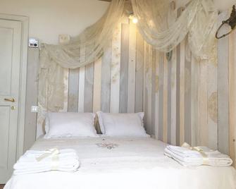 Spello House Dormio - Spello - Camera da letto