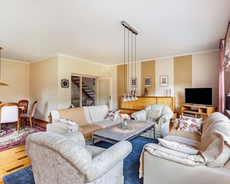 Am Ginsterkopf - Brilon - Huiskamer