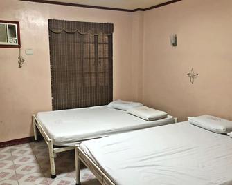 Magic Square Inn - Naga - Habitación