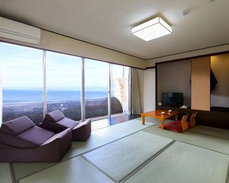 Ooedo Onsen Monogatari Toi Marine Hotel - Izu - Спальня