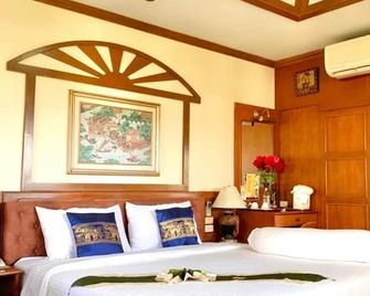 Suan Sang Chan Riverside Resort - Chumphon