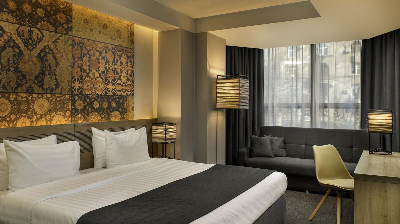 فندق ريبوبليكا يريفان