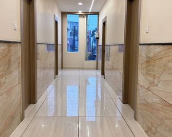 Hotel Shreegopal - Ujjain - Hallway