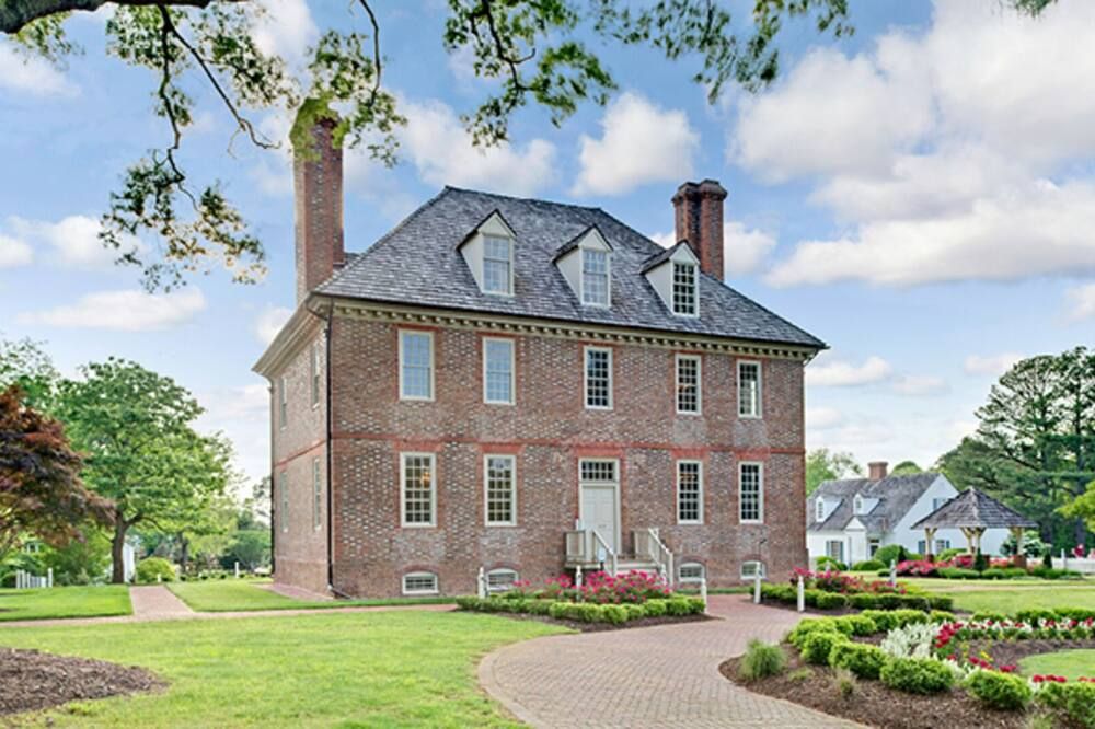 Low Rates for The Historic Powhatan Resort - וויליאמסברג - בניין