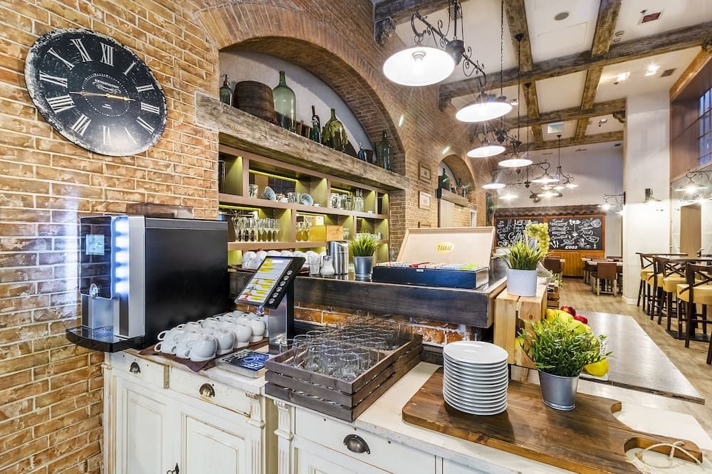 Restaurant view of Estilo Fashion Hotel