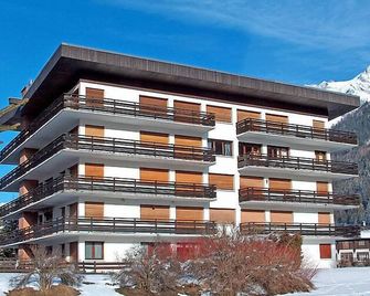 Apartment Le Bois du Bouchet-1 by Interhome - Chamonix - Rakennus