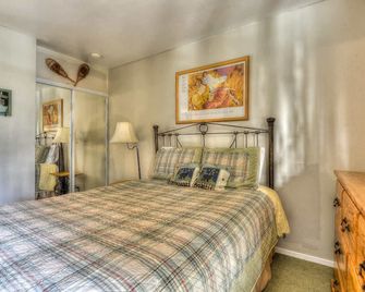 Lake Forest Villa Patio W Bbq - Tahoe City - Habitación