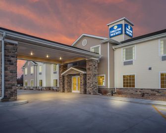 Cobblestone Inn & Suites - Holdrege - Holdrege - Building