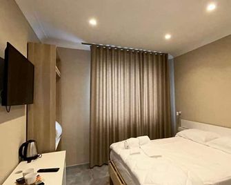 Business House - Naples - Bedroom